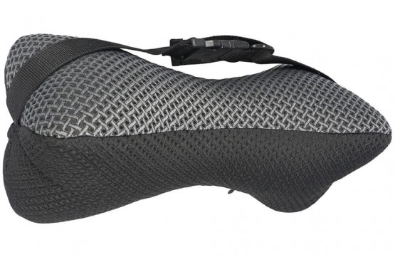 Автомобильная подушка STP "Кость"